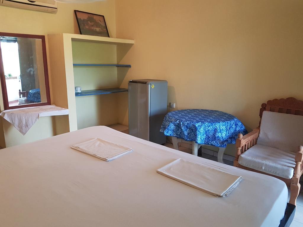The Ocean Bed and Breakfast Unawatuna Buitenkant foto